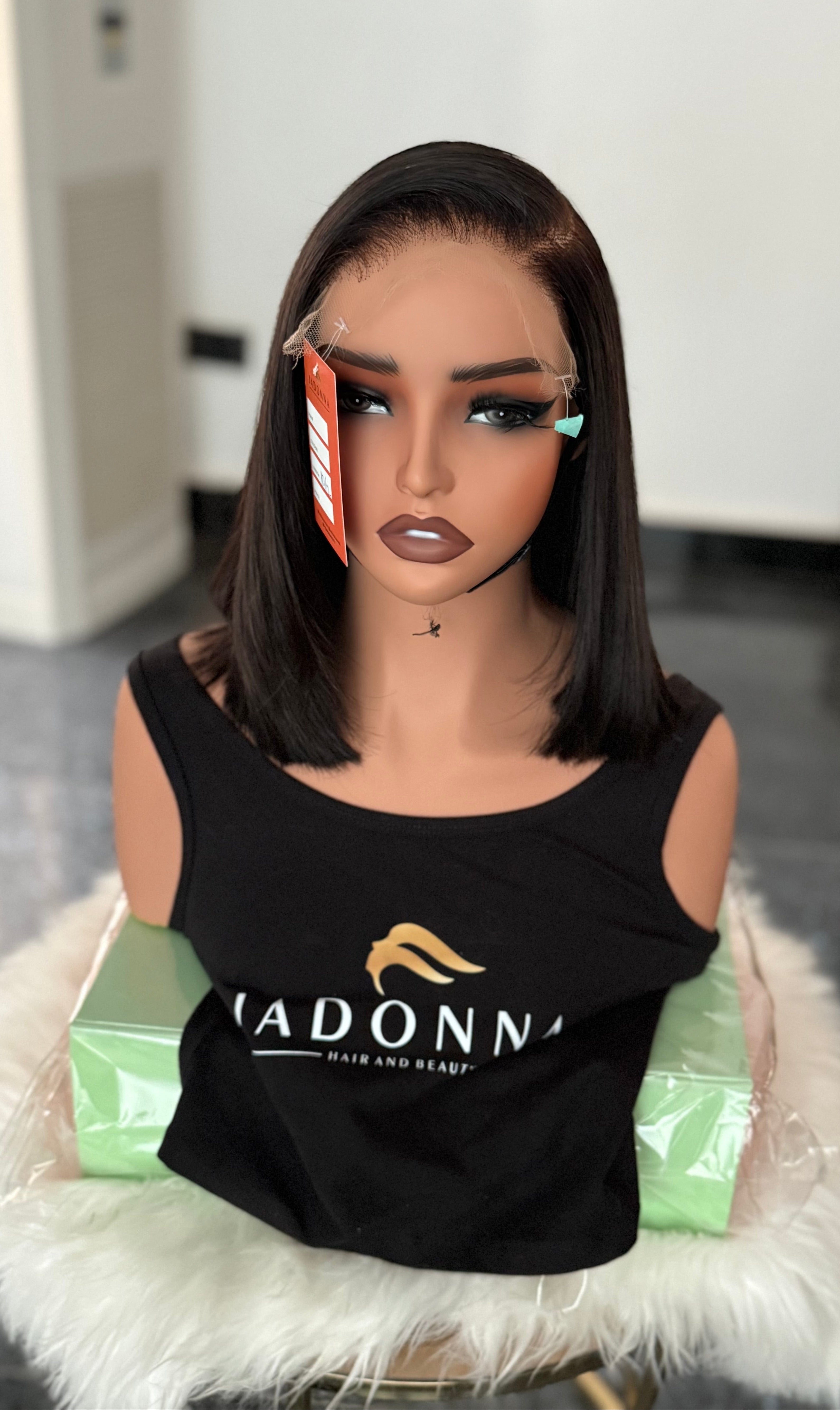 Bob wig- 12 inches Slightly layered