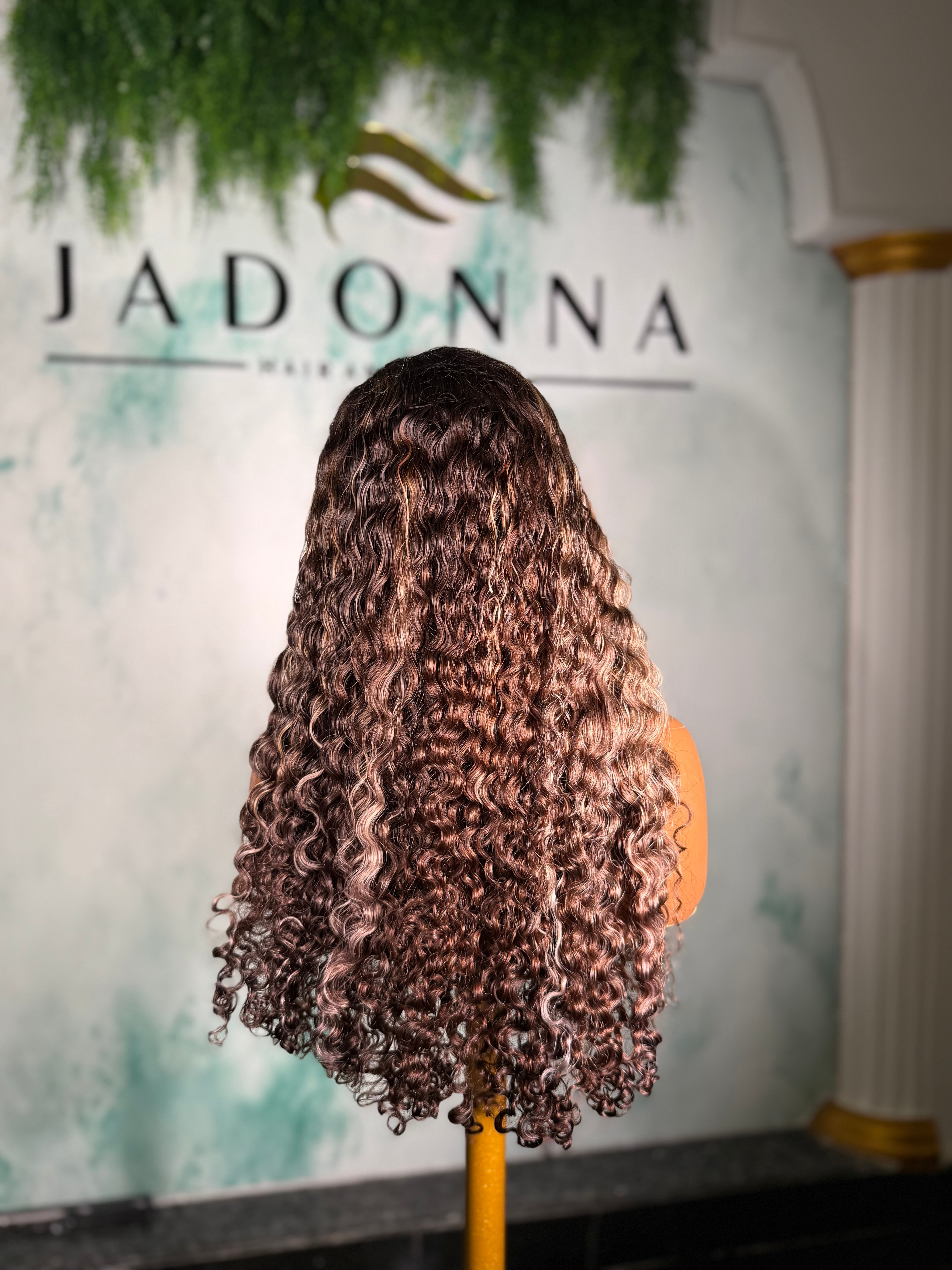 Anya Curls - Custom Ash highlights